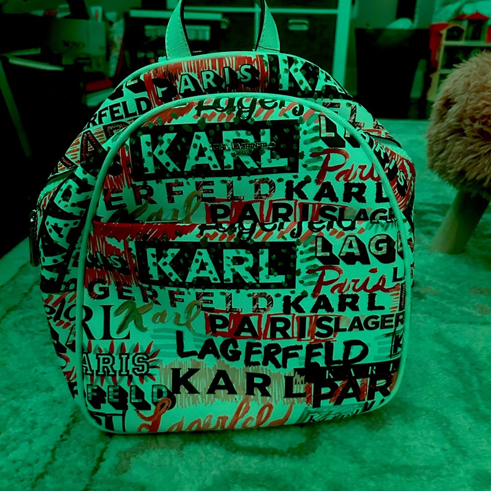 Meet your Posher, Kai